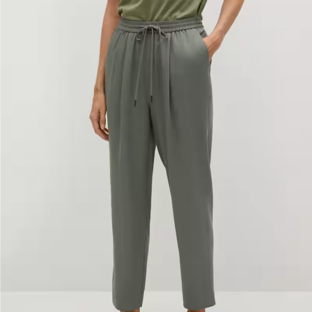NWT MANGO Drawstring flowy pants, Women’s size Medium